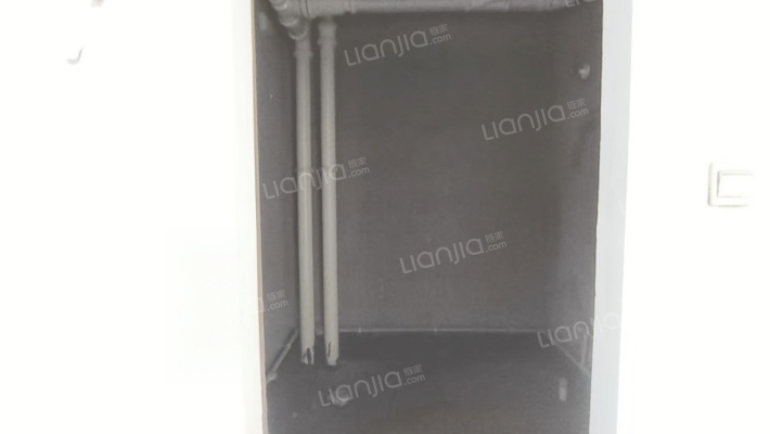 水岸花城，一线河景美宅，标准现房，即买即住-卫生间