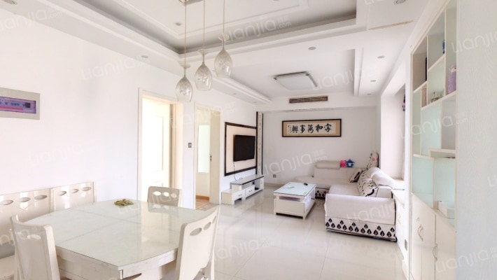 金色蓝庭二手房实景图