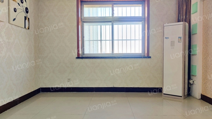 堰北泮河小区二手房实景图