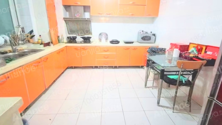 祥和园，满五不唯一，上下两层，联排别墅，采光好-厨房