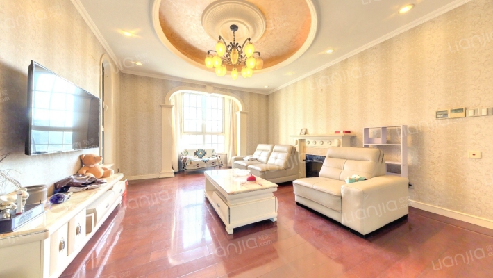 伊顿花园二手房实景图