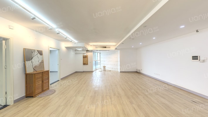 擎天华庭二手房实景图