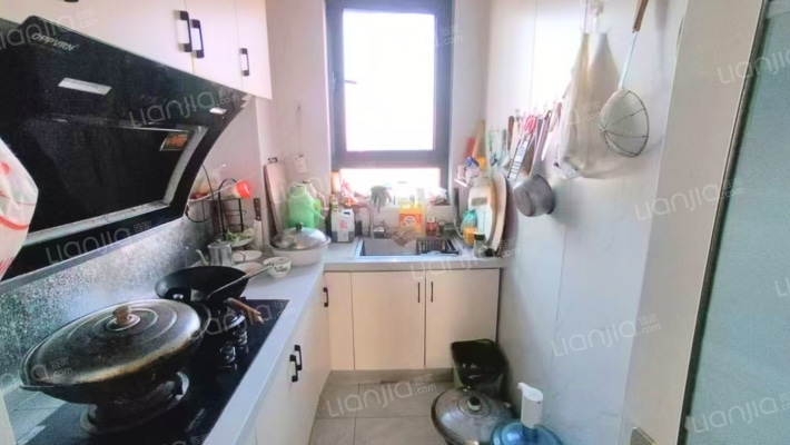 中冶未来城 3室1厅 南 北-厨房