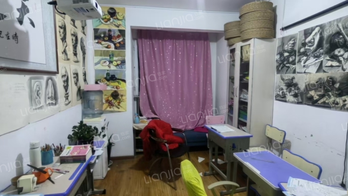 三利中和城大三居明厨明卫，采光好位置好，门口838站-卧室C