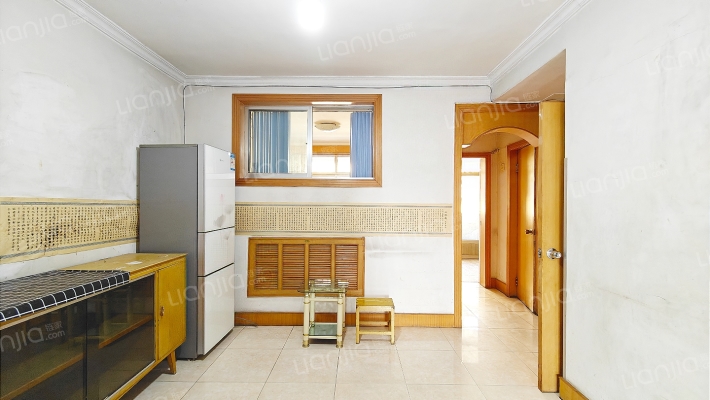 粮食局宿舍二手房实景图