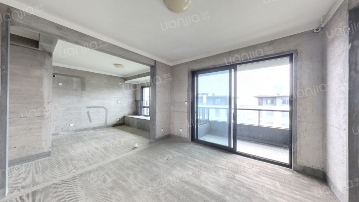 春风江南里二手房实景图