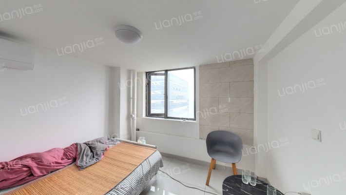 悦铂商务中心二手房实景图