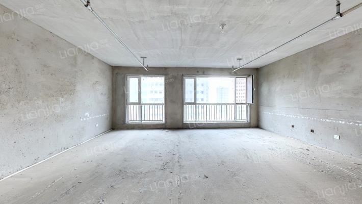 启航小镇二手房实景图