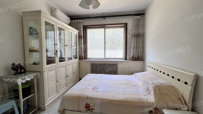 房子集中供暖 复试一跃二适宜各年龄段人群采光户型好-卧室C