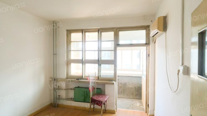 齐鲁制药宿舍二手房实景图