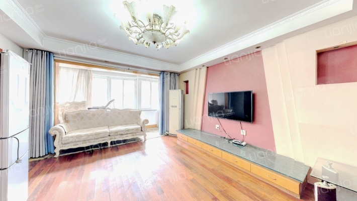 望越中央花园二手房实景图