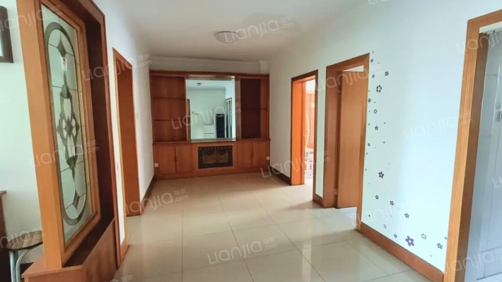 房子满五税费低，南北两居室采光好，无遮挡，看房方便-餐厅