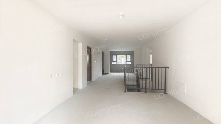 万润府二手房实景图