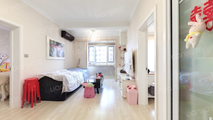 温莎小镇二手房实景图