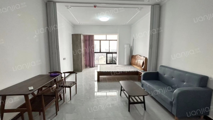 白云艺墅二手房实景图