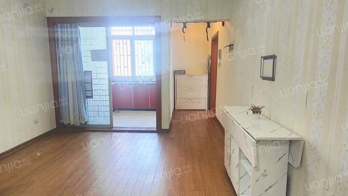 金山公寓二手房实景图