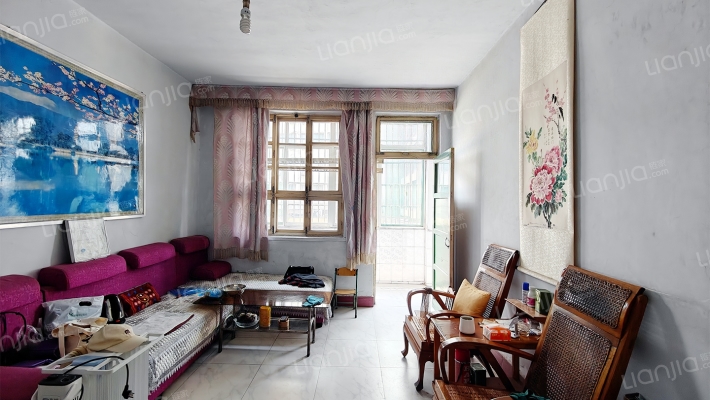 市粮库宿舍二手房实景图