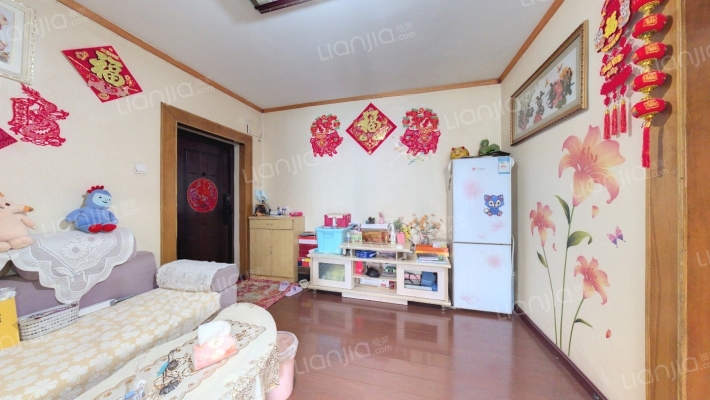 南坝山小区二手房实景图