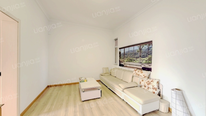 东台镇宿舍楼二手房实景图