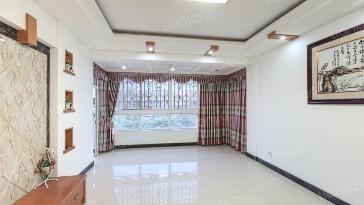 滨海假日二手房实景图