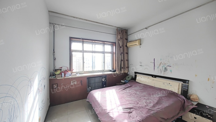 此房满五 中间楼层  生活配套齐全-卧室A