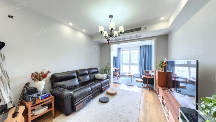 学府天宸二手房实景图