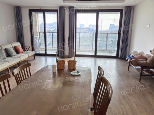 整租·佳源玖珑湾 4室2厅 南