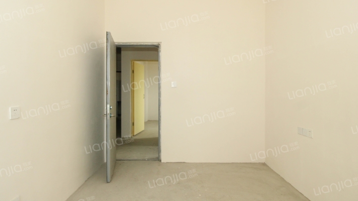 南门电梯两房全新房子价格可以谈-卧室A