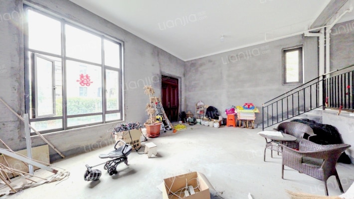 枫丹白露二手房实景图