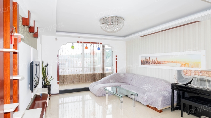 富貴山莊A区二手房实景图