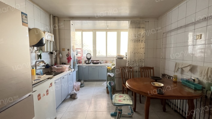 联合小区 火车站附近 838公交站-厨房