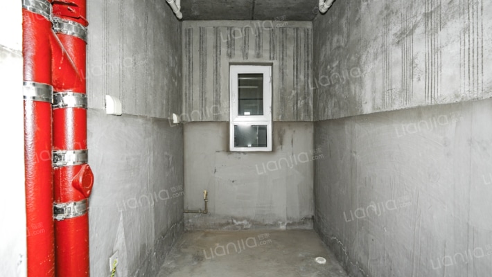 乌鲁木齐市天山区公务员小区天山牧歌三室二厅好房出售-卫生间