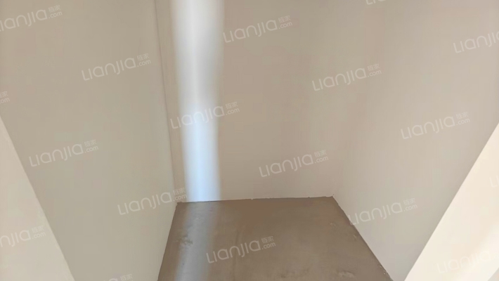 大社区 南北通透 好楼层 采光视野好 北京公交直达小区-衣帽间