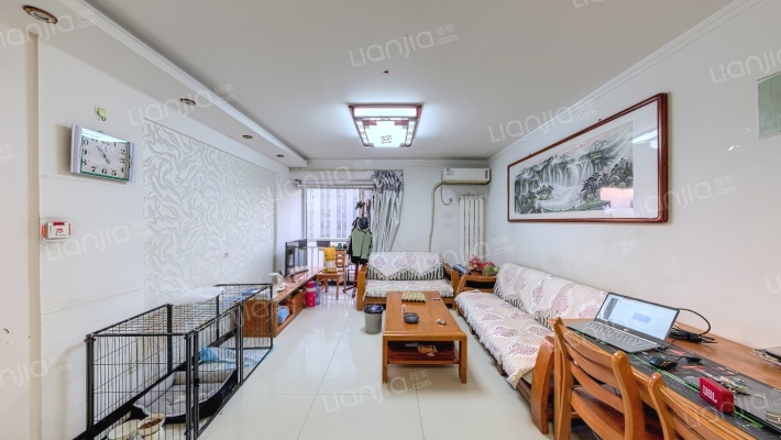 东方魅力商住大厦二手房实景图