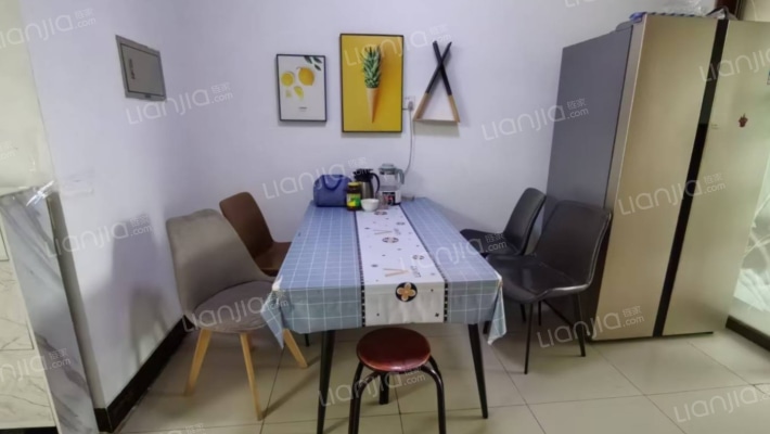 华阳公寓 小区干净整洁 采光好 无遮挡-餐厅