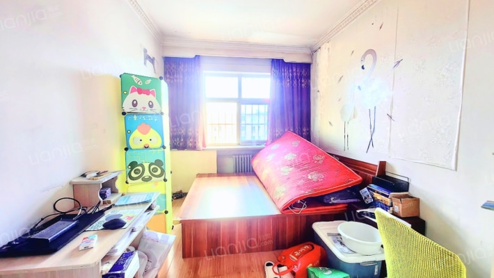 华阳桥东，二康北门，金地小区南北通透大三居-卧室A