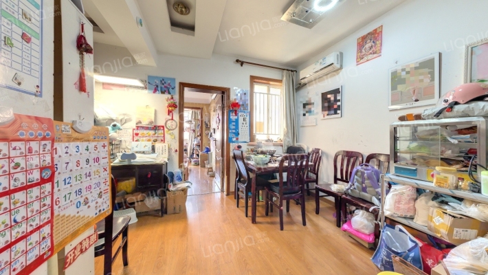 银都新村(8至10区)二手房实景图