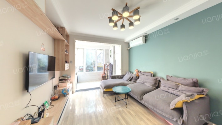 申城佳苑一期B块二手房实景图