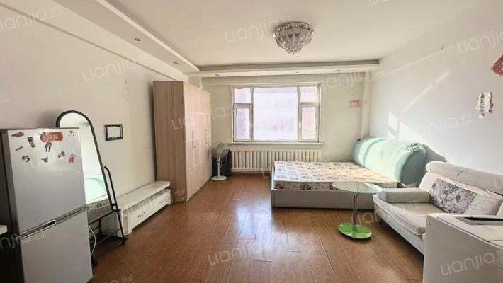 汽贸城小区二手房实景图