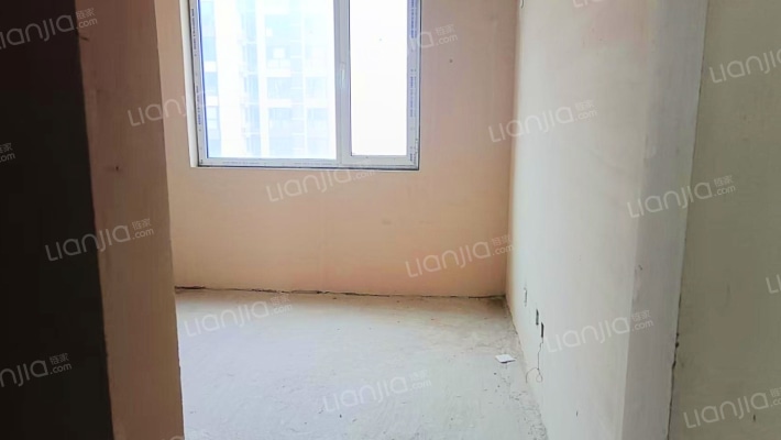 金域中央，南北通透三居，中间楼层，采光无遮挡-卧室C