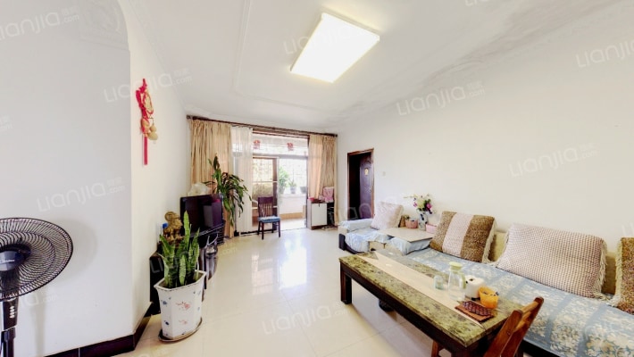 怡海地苑宅区二手房实景图