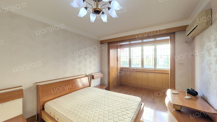 金梅园二手房实景图