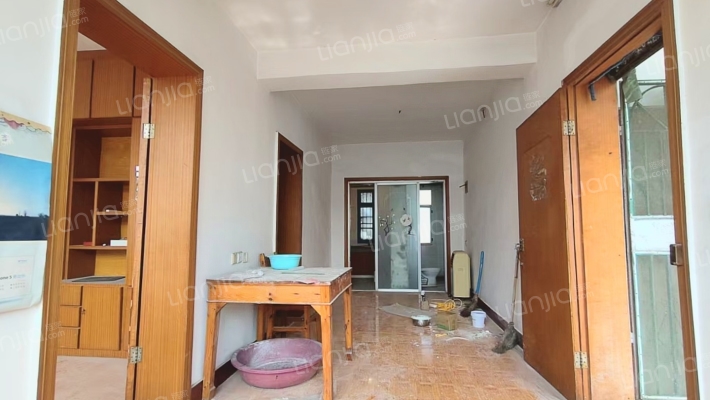 毛纺厂女集宿舍楼二手房实景图