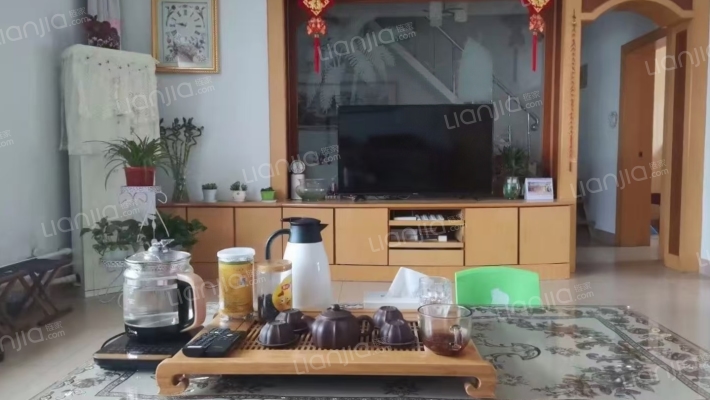 宝润花园小区二手房实景图