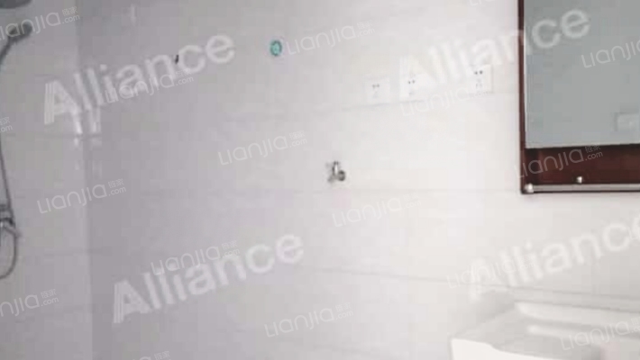 南北两居中高楼层，无遮挡，采光好，房本满二税费少-卫生间