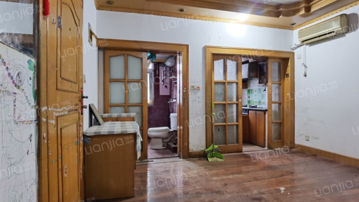 北京西路76号二手房实景图