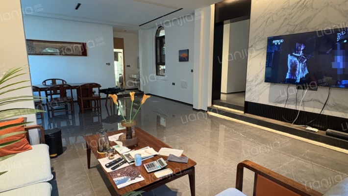 神州半岛天悦湾二手房实景图