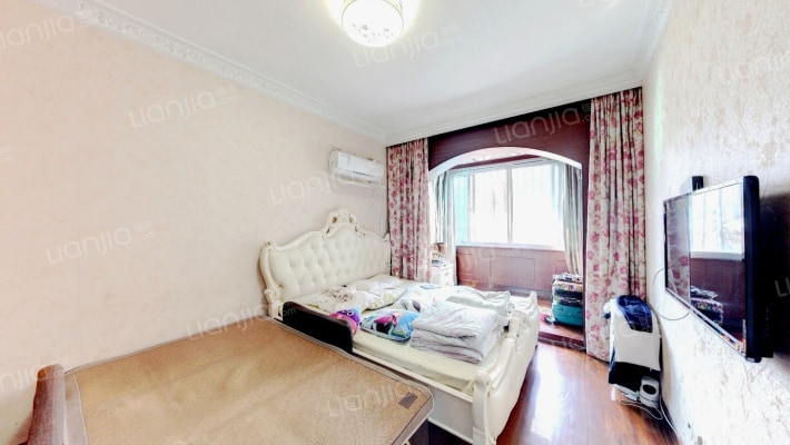 秋涛路168号二手房实景图