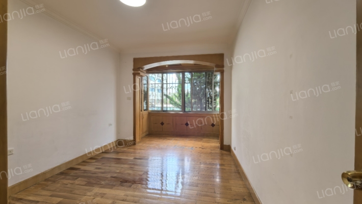 鼓楼路76号二手房实景图