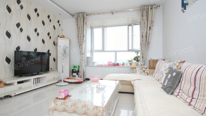 泰和嘉苑二手房实景图